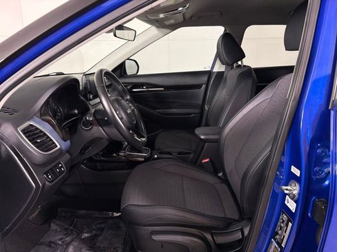 Used 2023 Kia Seltos S FWD image 16