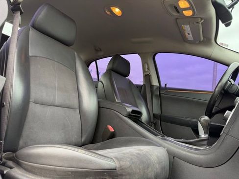 Used 2009 Chevrolet Malibu LT w/ HFV6 Engine Package image 11