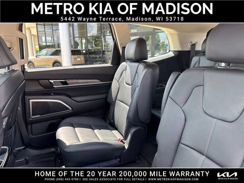 Used 2022 Kia Telluride EX w/ EX Premium Package AWD/4WD image 37