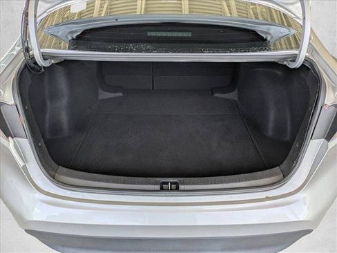 Used 2023 Toyota Corolla LE FWD image 6