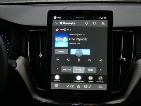 New 2026 Volvo XC60 B5 Ultra w/ Climate Package AWD/4WD image 9