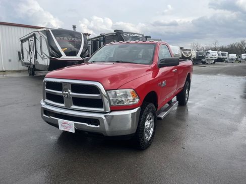 Used 2018 RAM 2500 SLT w/ Snow Chief Group image 3