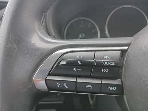 Used 2024 MAZDA MAZDA3 s FWD image 18