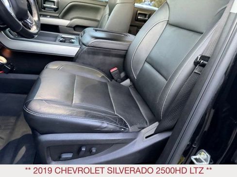 Used 2019 Chevrolet Silverado 2500 LTZ w/ Duramax Plus Package image 18