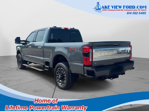 Used 2023 Ford F250 Platinum AWD/4WD image 9