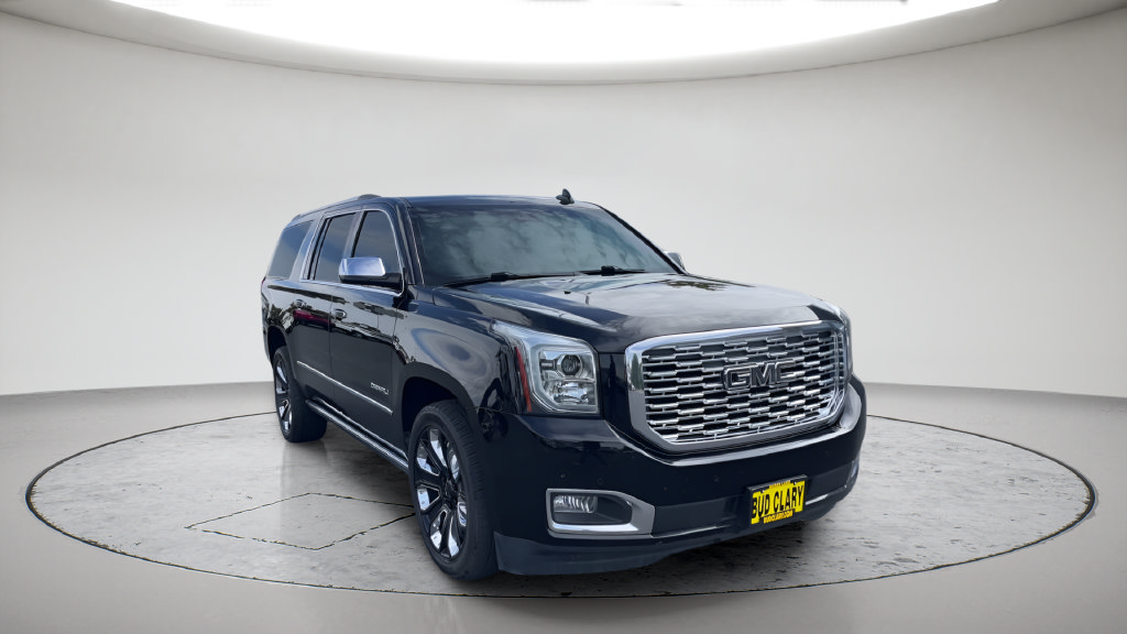 Used 2019 GMC Yukon XL Denali w/ Denali Ultimate Package AWD/4WD image 3