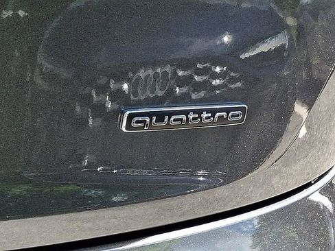 Used 2025 Audi Q5 2.0T Premium w/ Convenience Plus Package AWD/4WD image 30