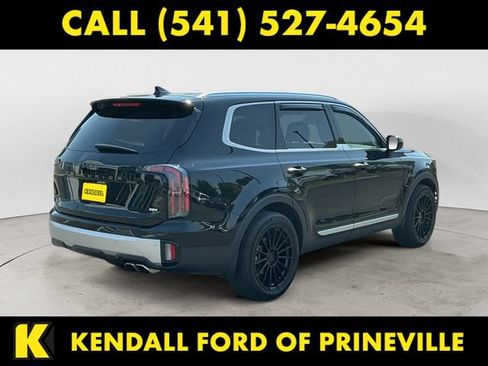 Used 2023 Kia Telluride SX AWD/4WD image 5