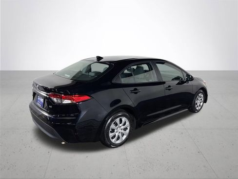 Used 2024 Toyota Corolla LE image 6