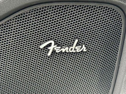 Certified 2025 Nissan Frontier SL image 16