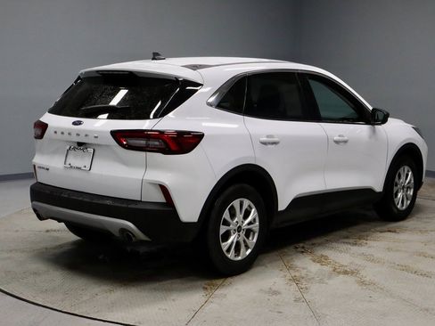 Certified 2023 Ford Escape Active image 11