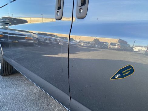 Used 2017 Chevrolet Express 3500 LT w/ LT Preferred Equipment Group image 34