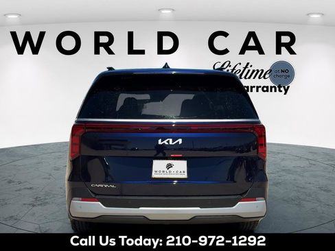 New 2026 Kia Carnival EX FWD image 5