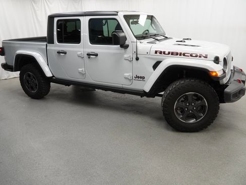 Certified 2021 Jeep Gladiator Rubicon w/ Cold Weather Group image 11