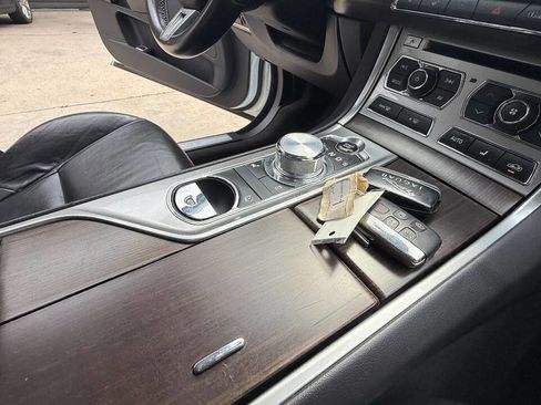 Used 2013 Jaguar XF RWD image 82