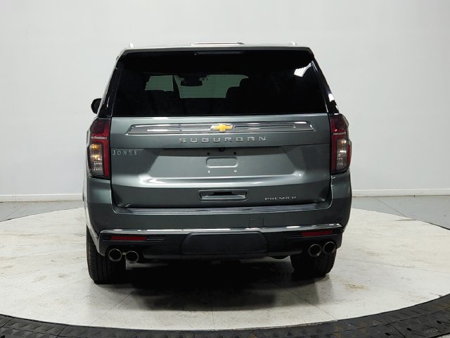 Used 2023 Chevrolet Suburban Premier RWD image 7
