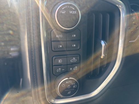 Used 2022 Chevrolet Silverado 1500 LT Trail Boss w/ Safety Package image 13