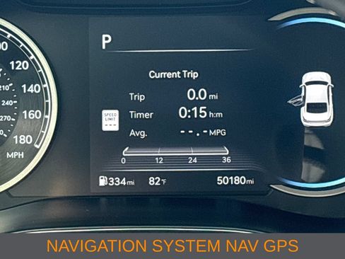 Used 2024 Genesis G70 2.5T RWD image 9