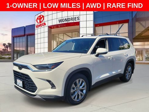 Used 2024 Toyota Grand Highlander AWD Hybrid image 2