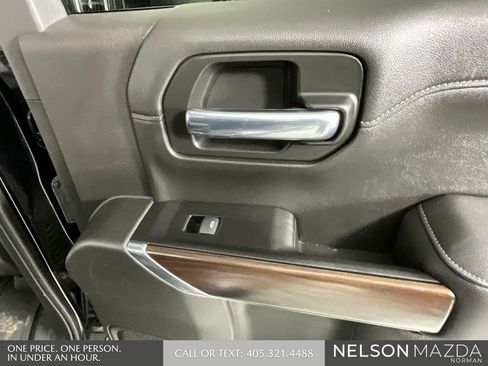 Used 2019 GMC Sierra 1500 SLT image 23