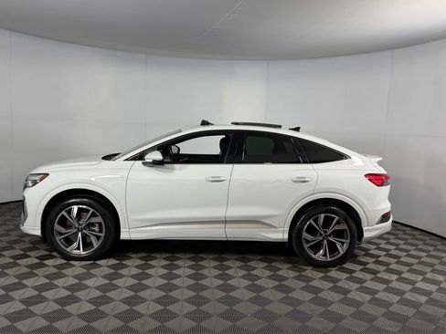 Used 2023 Audi Q4 e-tron Premium Plus w/ Premium Plus image 9