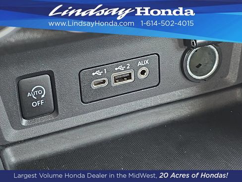 Used 2024 Nissan Sentra SV FWD image 36