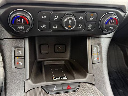 Used 2019 GMC Acadia SLT w/ LPO, Floor Liner Package AWD/4WD image 51