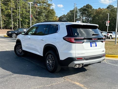 New 2026 GMC Acadia Elevation w/ LPO, Floor Liner Package image 6