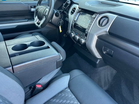 Used 2021 Toyota Tundra SR5 AWD/4WD image 15