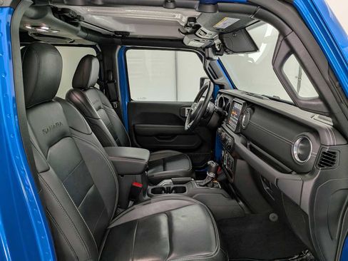 Used 2021 Jeep Wrangler Unlimited Sahara w/ Cold Weather Group image 22