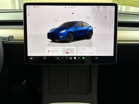 Used 2023 Tesla Model Y Long Range AWD/4WD image 16
