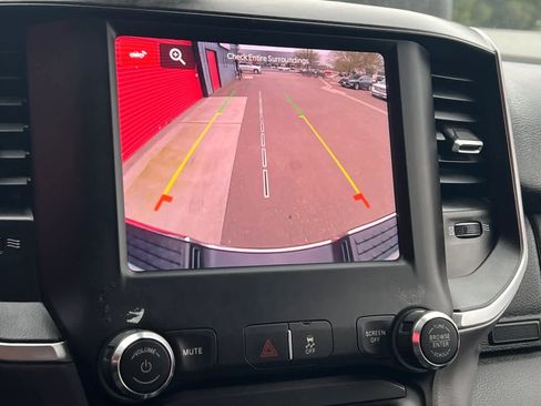 Used 2024 RAM 2500 Big Horn image 22