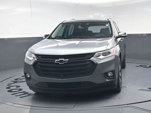 Used 2021 Chevrolet Traverse LT w/ LT Premium Package AWD/4WD image 5