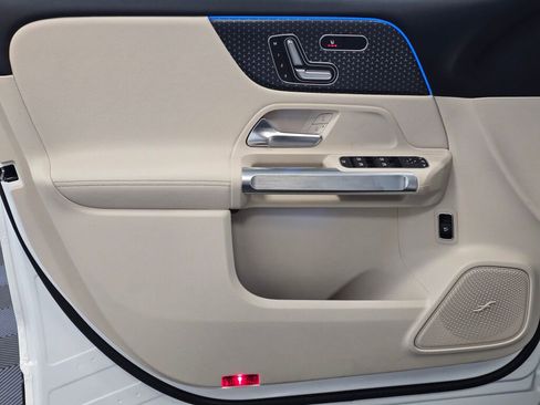 New 2026 Mercedes-Benz GLB 250 GLB 250 image 33