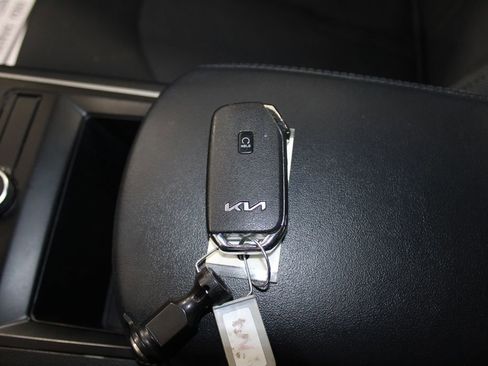 Used 2023 Kia K5 LXS image 48