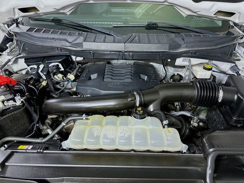 Used 2023 Ford F150 XLT image 9