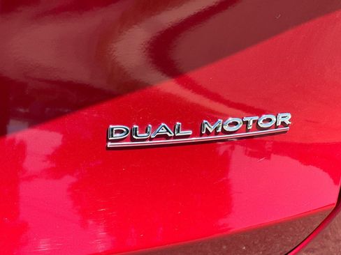 Used 2022 Tesla Model Y Performance AWD/4WD image 28