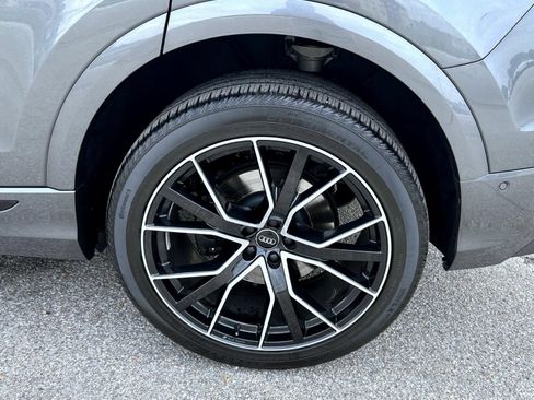 Used 2020 Audi SQ8 Premium Plus w/ Driver Assistance Package AWD/4WD image 22
