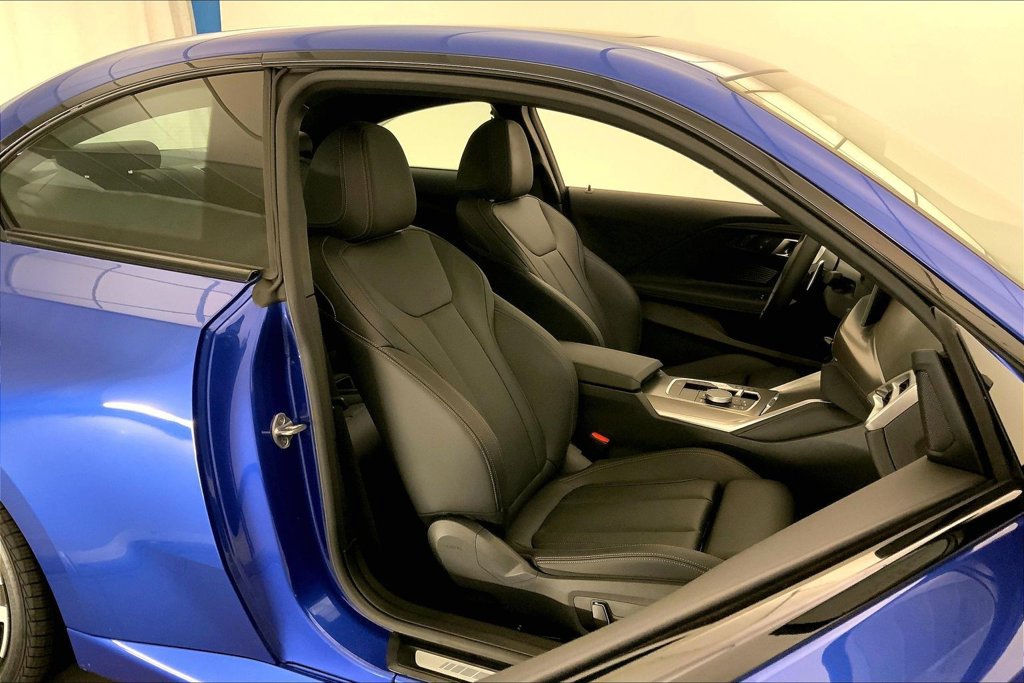 Certified 2025 BMW M240i Coupe RWD image 6