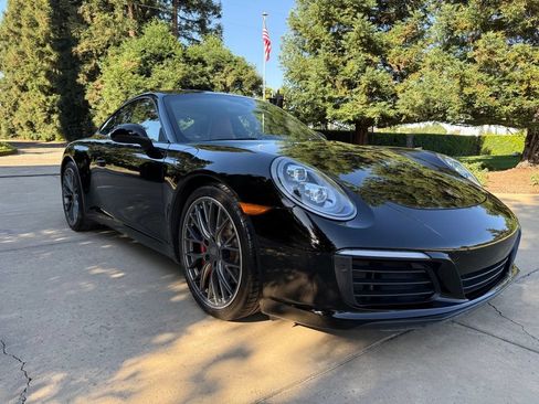 Used 2018 Porsche 911 Carrera S RWD image 7