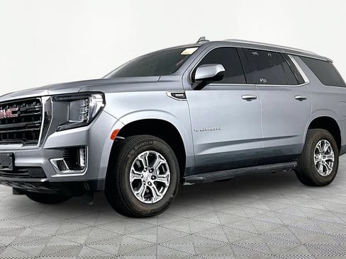 Used 2024 GMC Yukon SLE RWD image 1