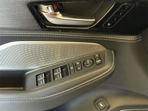 Used 2024 Acura MDX SH-AWD w/ Advance Package image 22