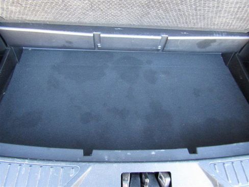 Used 2020 Ford Explorer XLT w/ Equipment Group 202A image 47