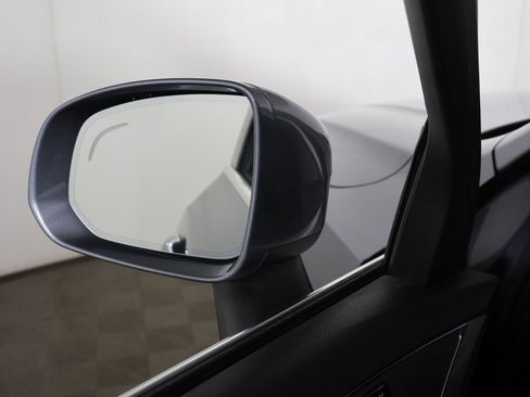 Used 2018 Volvo XC90 T5 Momentum w/ Convenience Package image 37