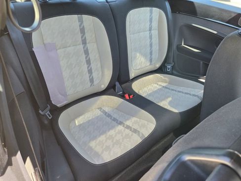 Used 2018 Volkswagen Beetle 2.0T Coast FWD image 15