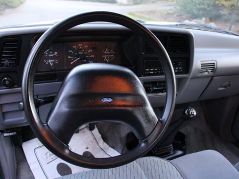 Used 1994 Ford Ranger XLT image 16
