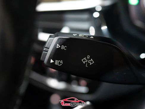 Used 2018 BMW 530e w/ Premium Package 2 image 30