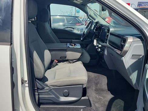 Used 2024 Ford F150 XLT image 10
