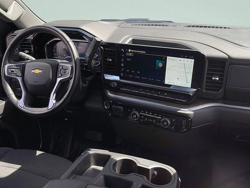 Used 2025 Chevrolet Silverado 2500 LT w/ Convenience Package AWD/4WD image 27