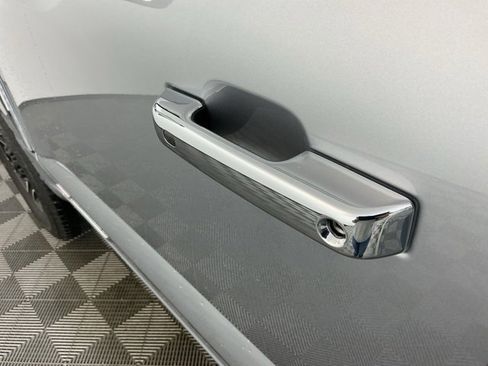 Used 2024 Ford F350 Platinum image 15